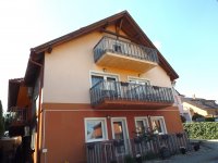 Eladó családi ház, Zalakaroson 222 M Ft, 9 szobás