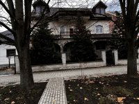 Eladó családi ház, Füzesabonyban 99.9 M Ft, 12 szobás