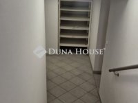 Eladó családi ház, Kecskeméten 135 M Ft, 5 szobás