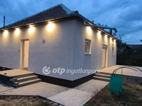 Eladó családi ház, Mezőberényben 49.9 M Ft, 2 szobás