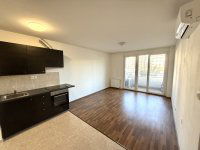 Kiadó téglalakás, albérlet