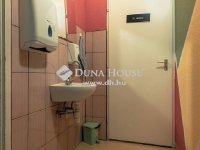 Eladó üzlethelyiség, XI. kerületben 220 M Ft, 3+2 szobás