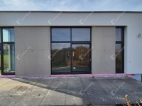 Eladó családi ház, Győrújbaráton 165 M Ft, 4 szobás