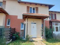 Eladó sorház, Pécelen 89.9 M Ft, 4 szobás / költözzbe.hu