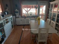 Eladó családi ház, Nyíregyházán 90 M Ft, 5 szobás