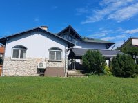 Eladó családi ház, Pécsett 195 M Ft, 6 szobás