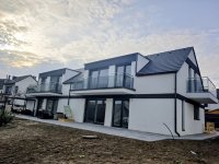 Eladó téglalakás, Balatonalmádiban 116 M Ft, 3 szobás