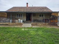 Eladó családi ház, Pápán 16.19 M Ft, 1+3 szobás