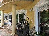 Eladó családi ház, Pécsett 249.9 M Ft, 6 szobás