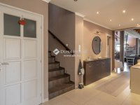 Eladó családi ház, Kecskeméten 175 M Ft, 7 szobás