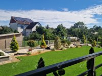 Eladó családi ház, Komáromban 450 M Ft, 7 szobás