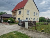 Eladó családi ház, Ácson 84.9 M Ft, 4 szobás