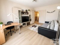 Eladó téglalakás, Szegeden 67.99 M Ft, 2+1 szobás