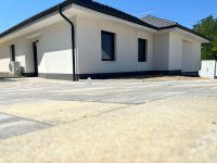 Eladó ikerház, Cserszegtomajon 78.9 M Ft, 4 szobás