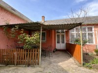 Eladó családi ház, Siklóson 49 M Ft, 6 szobás