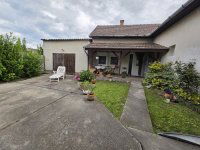 Eladó családi ház