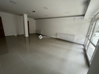 Kiadó üzlethelyiség, Nagykátán 180 E Ft / hó