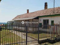 Eladó családi ház, Balatonfüreden 35 M Ft, 1+1 szobás