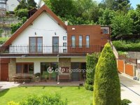 Eladó családi ház, Balatonalmádiban 219.9 M Ft, 6 szobás