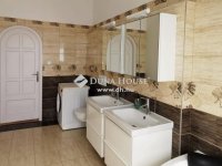 Eladó családi ház, XVIII. kerületben 197.9 M Ft, 4 szobás