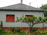 Eladó családi ház, Csonkahegyháton 25.5 M Ft, 2 szobás