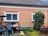 Eladó családi ház, Pécsett 42.9 M Ft, 3 szobás