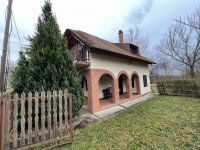 Eladó családi ház