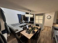 Eladó téglalakás, Esztergomban 125 M Ft, 5 szobás