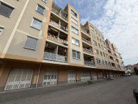 Eladó garázs, VIII. kerületben, Kőris utcában 17.9 M Ft