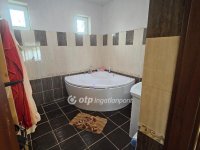 Eladó családi ház, Farmoson 36.9 M Ft, 4 szobás