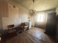 Eladó családi ház, Nárain 28.5 M Ft, 2 szobás