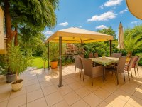 Eladó családi ház, Szentendrén 299 M Ft, 10 szobás