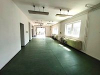 Kiadó ipari ingatlan, Székesfehérvárott 150 E Ft / hó