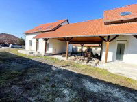 Eladó ikerház, Délegyházán 86 M Ft, 5 szobás