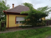 Eladó családi ház, Halmajugrán 17.5 M Ft, 3 szobás