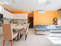 Eladó téglalakás, Monoron 89.49 M Ft, 4 szobás