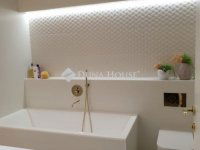 Eladó családi ház, Kecskeméten 400 M Ft, 10 szobás