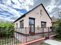 Eladó családi ház, Szentmártonkátán 67 M Ft, 3 szobás