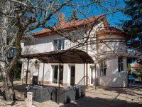 Eladó családi ház, Szegeden 209.9 M Ft, 5 szobás