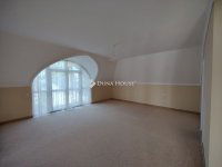 Eladó családi ház, XVIII. kerületben 209 M Ft, 5 szobás