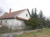 Eladó családi ház, Tápiószőlősön 37.5 M Ft, 3 szobás