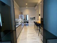 Eladó téglalakás, VI. kerületben 323.85 M Ft, 5 szobás