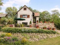 Eladó nyaraló, Bajon 64.9 M Ft, 2 szobás / költözzbe.hu