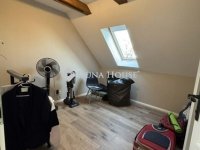 Eladó családi ház, Pécsett 122 M Ft, 3 szobás