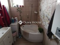 Eladó téglalakás, IV. kerületben 110 M Ft, 5 szobás