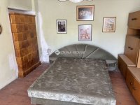 Eladó családi ház, Veresegyházon 60 M Ft, 3 szobás