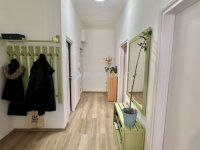 Eladó téglalakás, V. kerületben 102.5 M Ft, 2 szobás