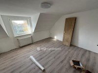 Eladó családi ház, Majosházán 129 M Ft, 6+2 szobás