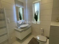 Eladó ikerház, Veresegyházon 229 M Ft, 5 szobás