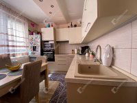 Eladó panellakás, Debrecenben 78.7 M Ft, 4 szobás